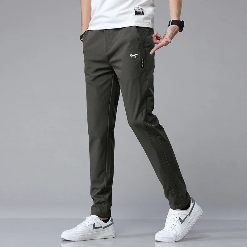 Fashionable golf trousers