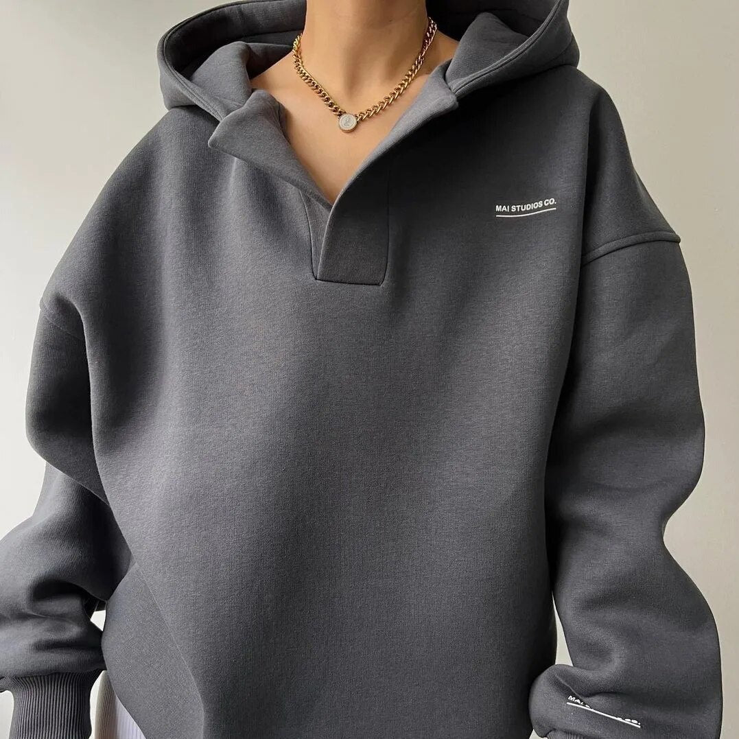 Sibyllarim | Warm Winter Hoodie For Women