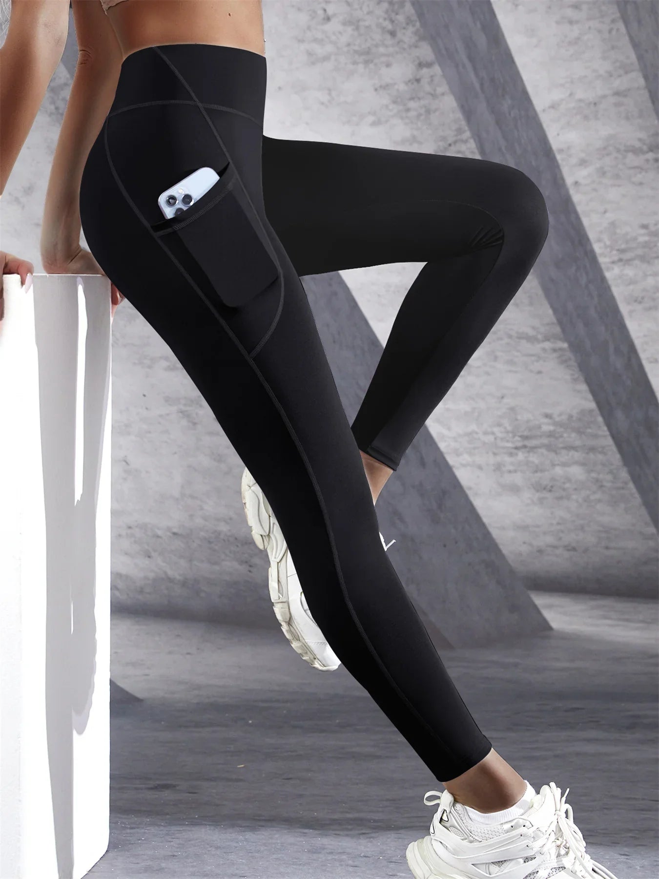 High-waisted Leggings with Side Pockets