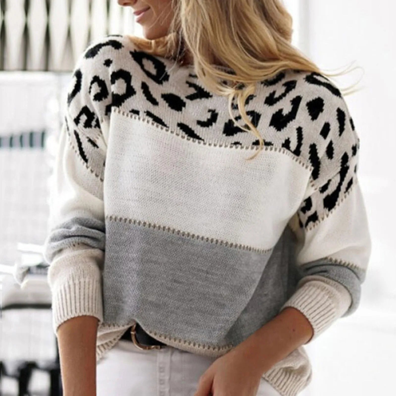 Stylish jumper for women