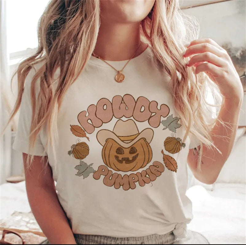 Fashionable autumn Halloween T-shirt