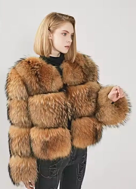 Dacy™ - Elegant Faux Fur Coat