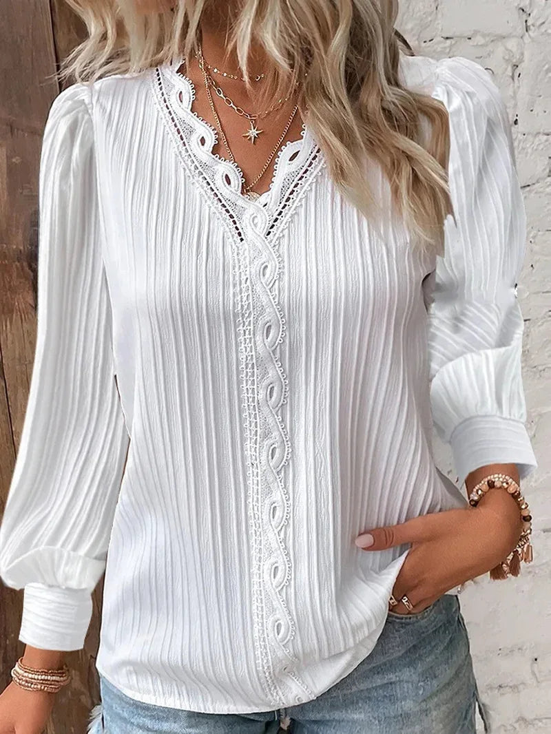 Elegant ladies' blouse