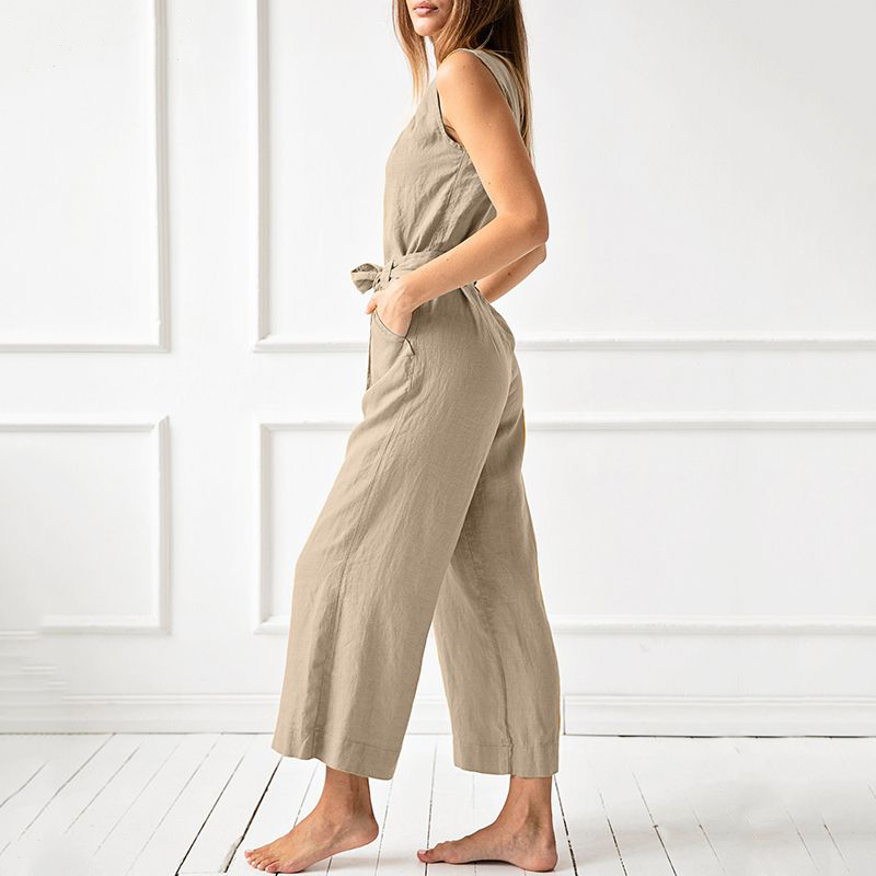 Casual jumpsuit with wide leg