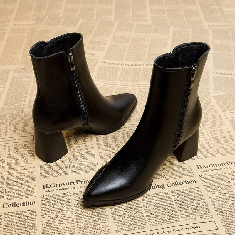 Women's ankle boots in style slim silhouette for timeless elegance