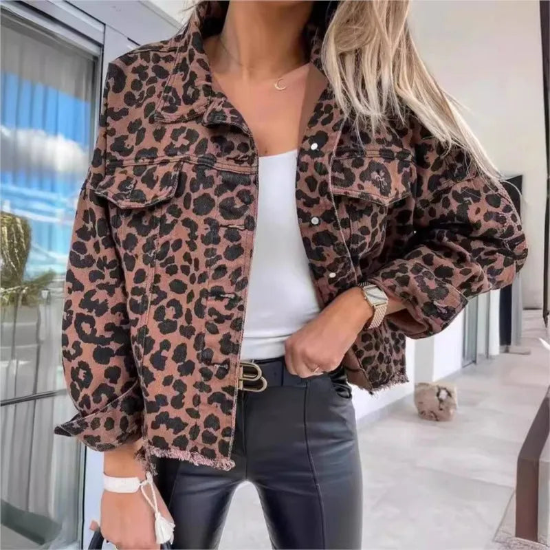 Joana - Leopard print denim jacket