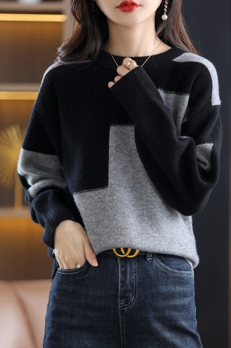 Knitted casual jumper for women