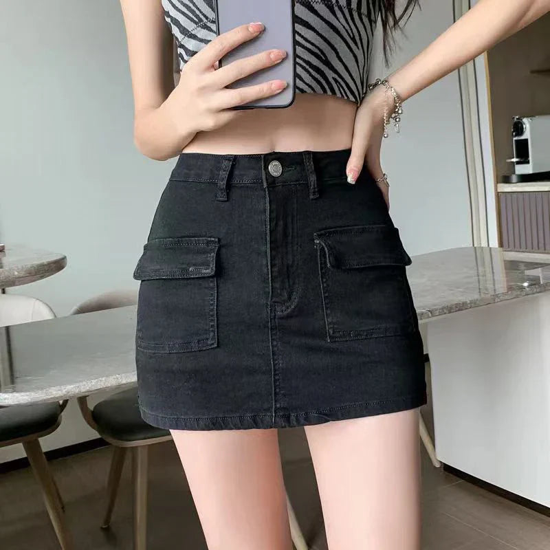 Denim mini skirt for the modern woman