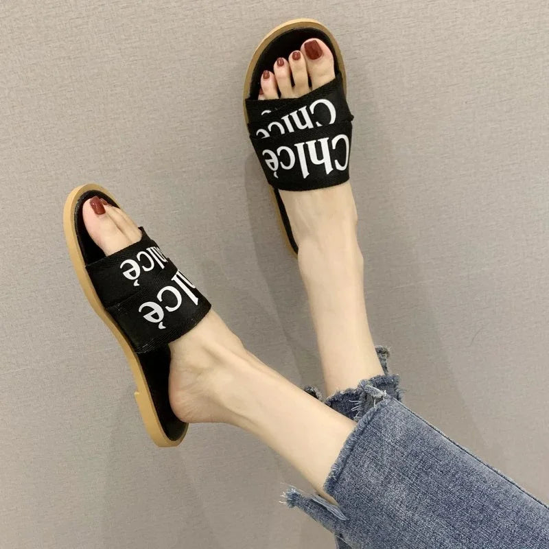 Fashion sandals