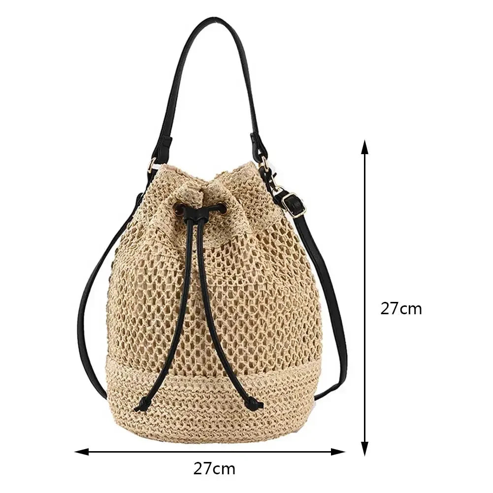 Women's summer straw shoulder bag: Hand-woven drawstring bucket style