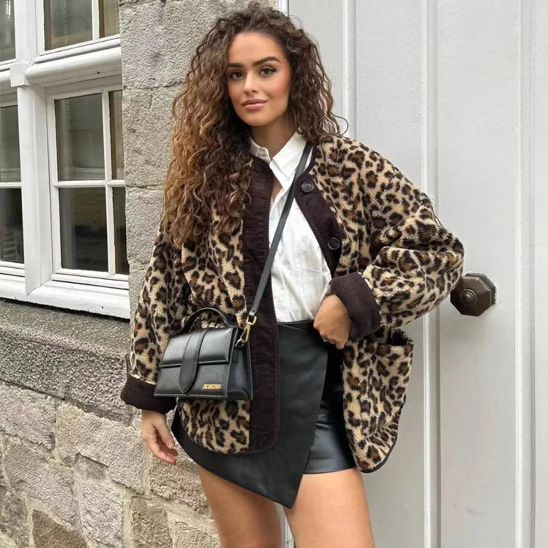 Claire - Casual Leopard Plush Jacket