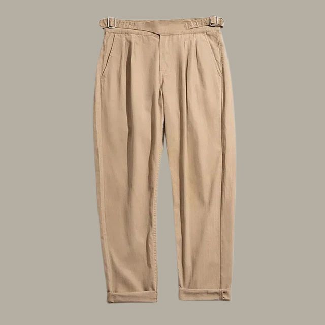 Trousers with pleated front