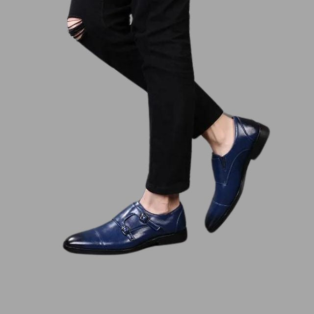 Elegant leather shoes with monk straps