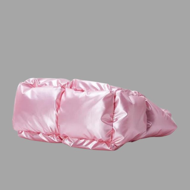 Metallic puffer carrier bag with ruffled design