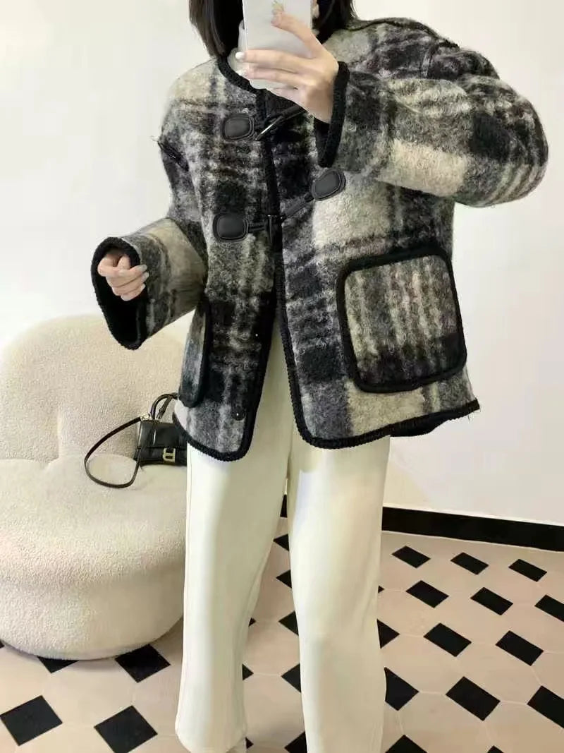 Elise - Elegant Thick Checked Jacket