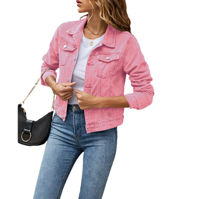 Ladies denim jacket with a casual look