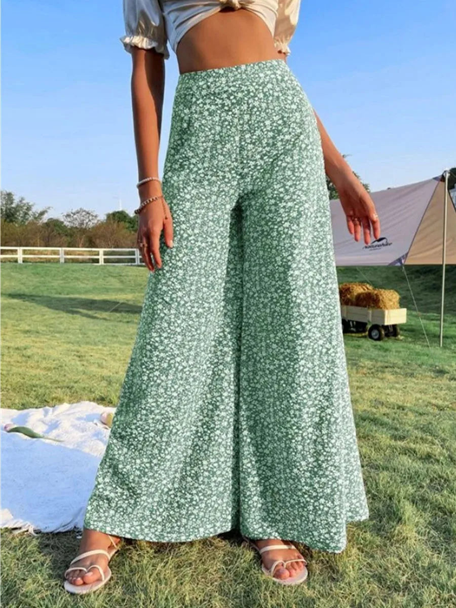 Women's trousers with wide leg