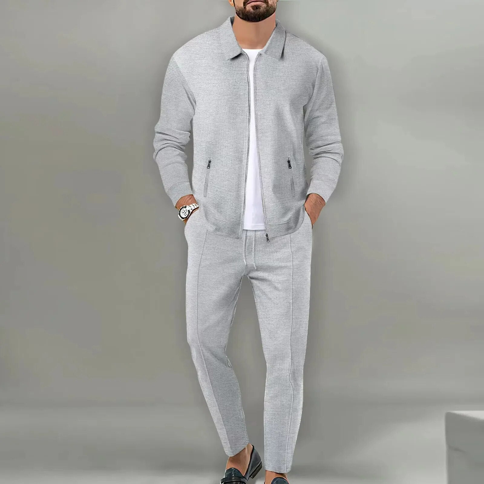 Modern men's suit with maximum comfort