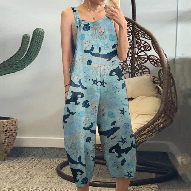 Casual, loose jumpsuits