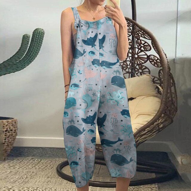 Casual, loose jumpsuits