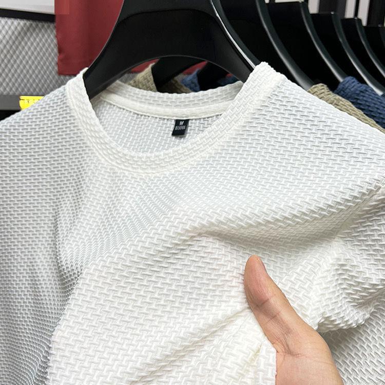 Breathable round T-shirt made of mesh for the summer