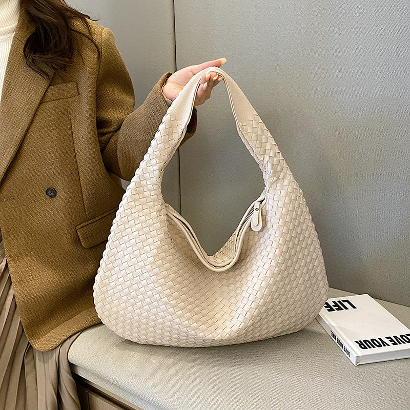 Maria - Shoulder bag made of woven eco-leather