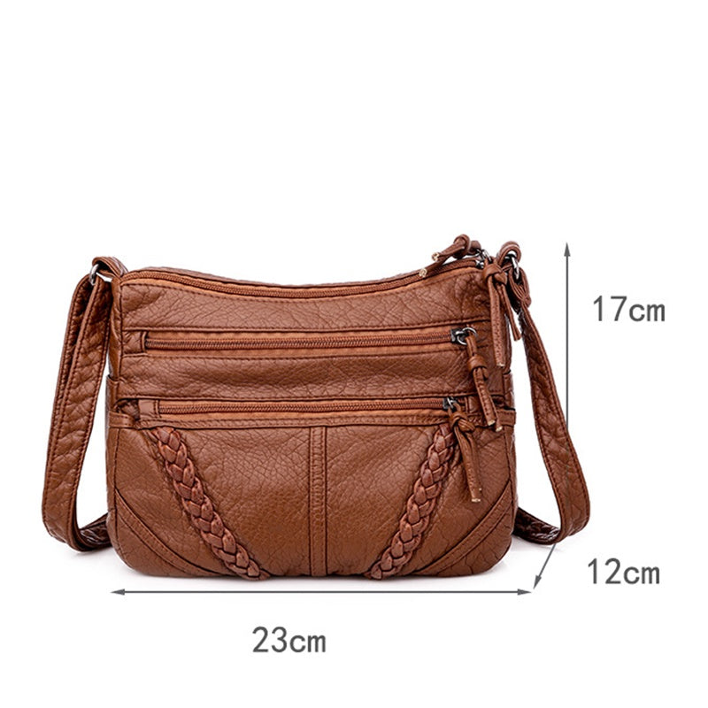 Casual shoulder bag in soft leather