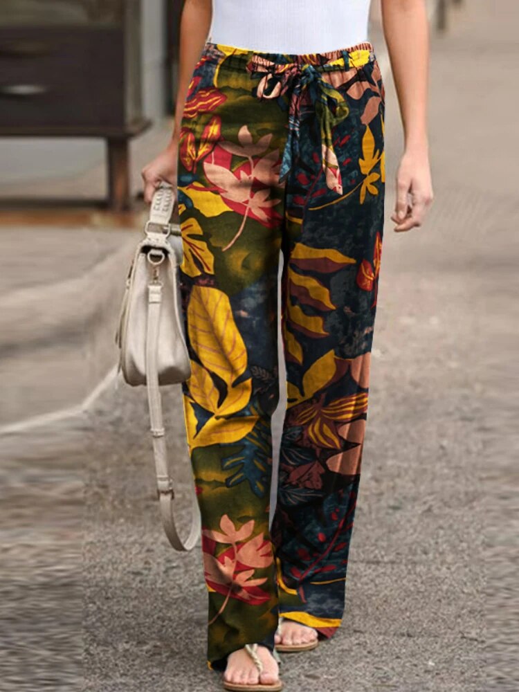 Summer fashion trousers with wide legs