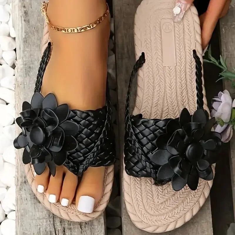 Boho sandals with braided strap