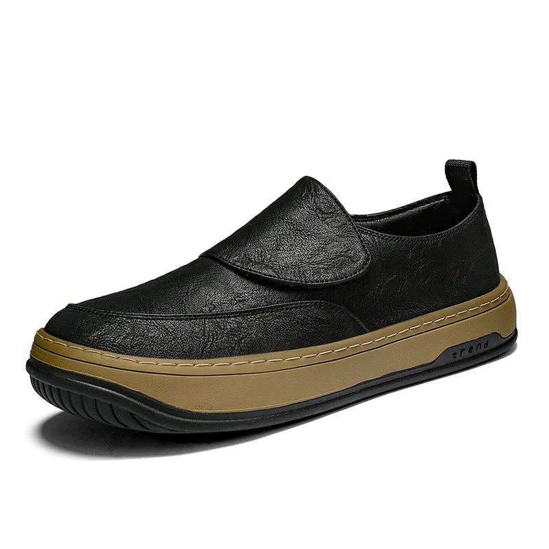 Casual slip-on shoes with contrast sole