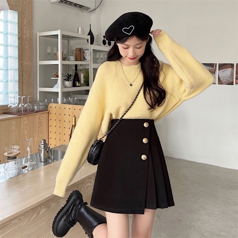 Modern Short skirt with high waist for women