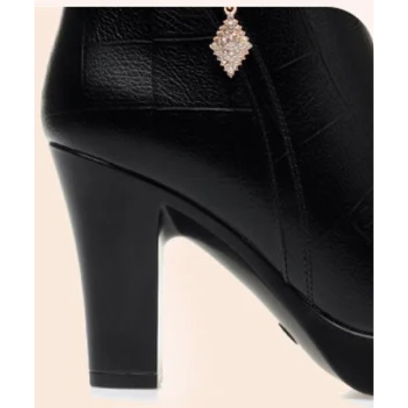 Elegant Heeled Ankle Boots