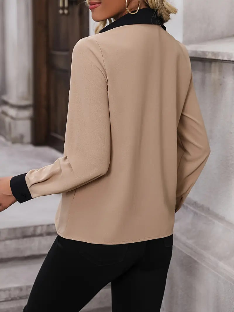 Elegant women's blouse with V-neck and collar