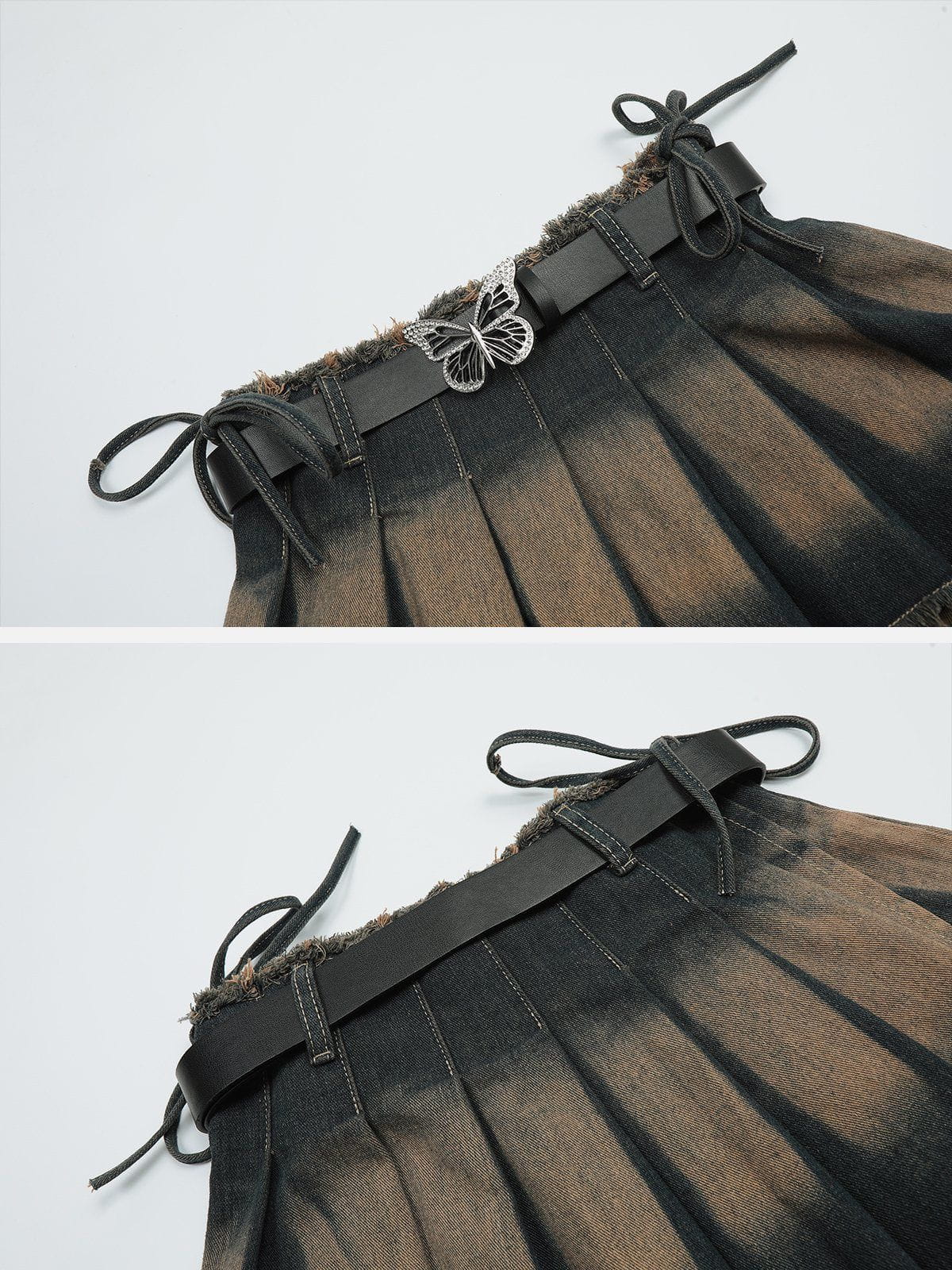 Fashionable pleated skirt