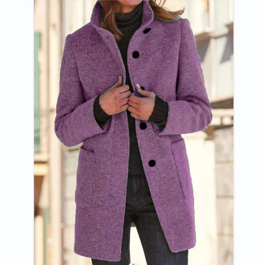 Women's coat with stand-up collar