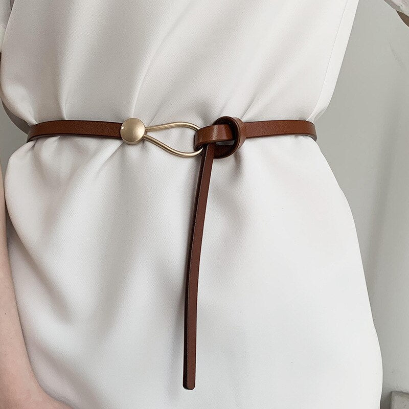 Stylish narrow belt