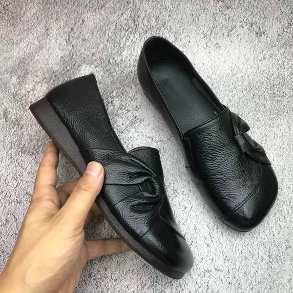 Women's leather shoes with soft sole and non-slip surface