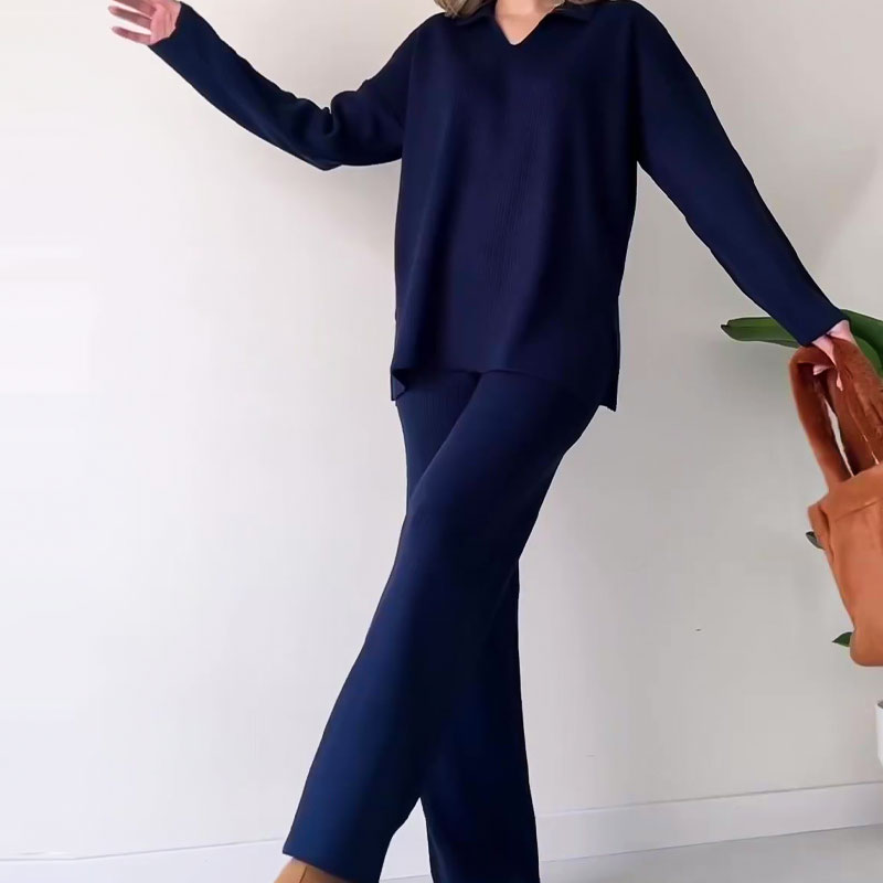 Women's V-Neck Comfortable Stretch Knit Suit (Top + Pants)