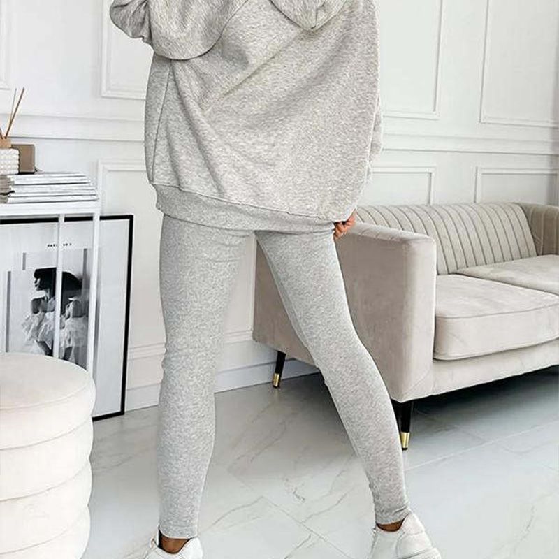 Comfortable and casual hoodie for women