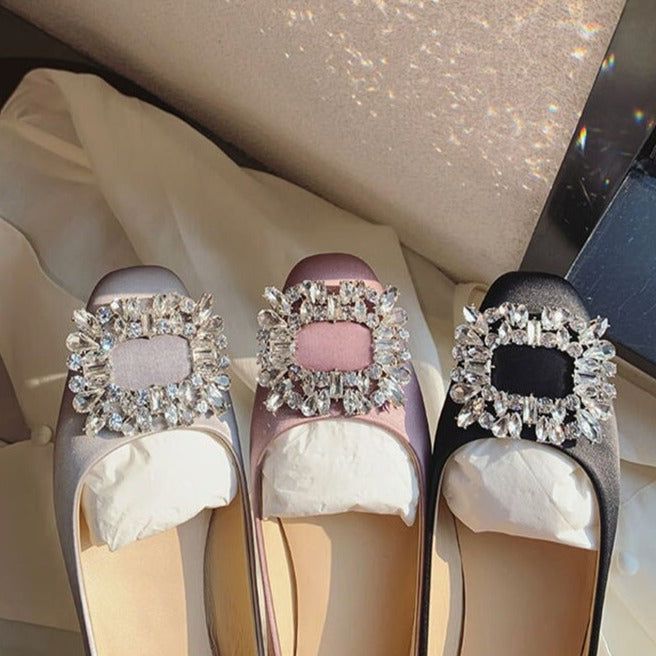 Embellished ballerinas with a satin finish